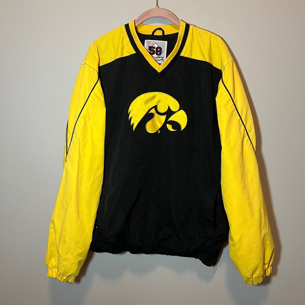 58 Sports Iowa Hawkeyes Windbreaker Pullover Jacket Men's L Black Yellow V-Neck